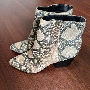 Dolce vita snakeskin boots size 9.5